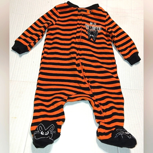 Adorable Newborn "My 1st Halloween" Bat theme sleep n play outfit~0-3mo. - Picture 14 of 14